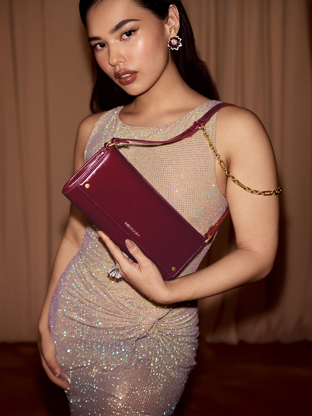 Davina Shoulder Clutch