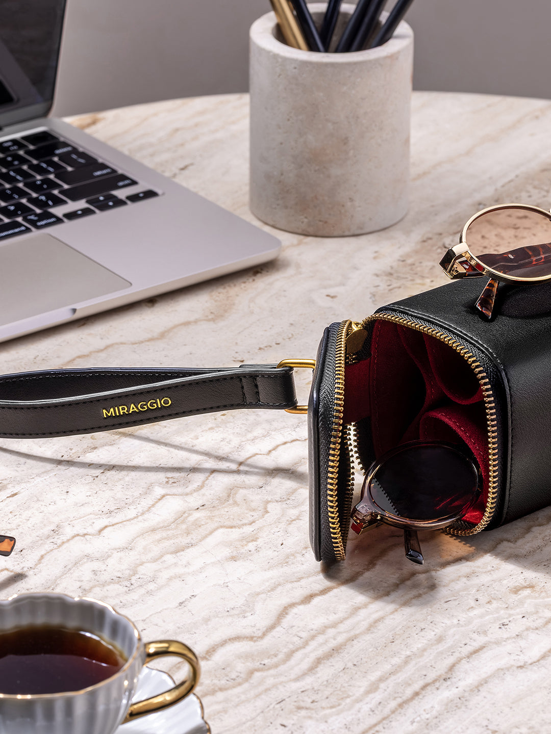 Rayna Eyewear Case