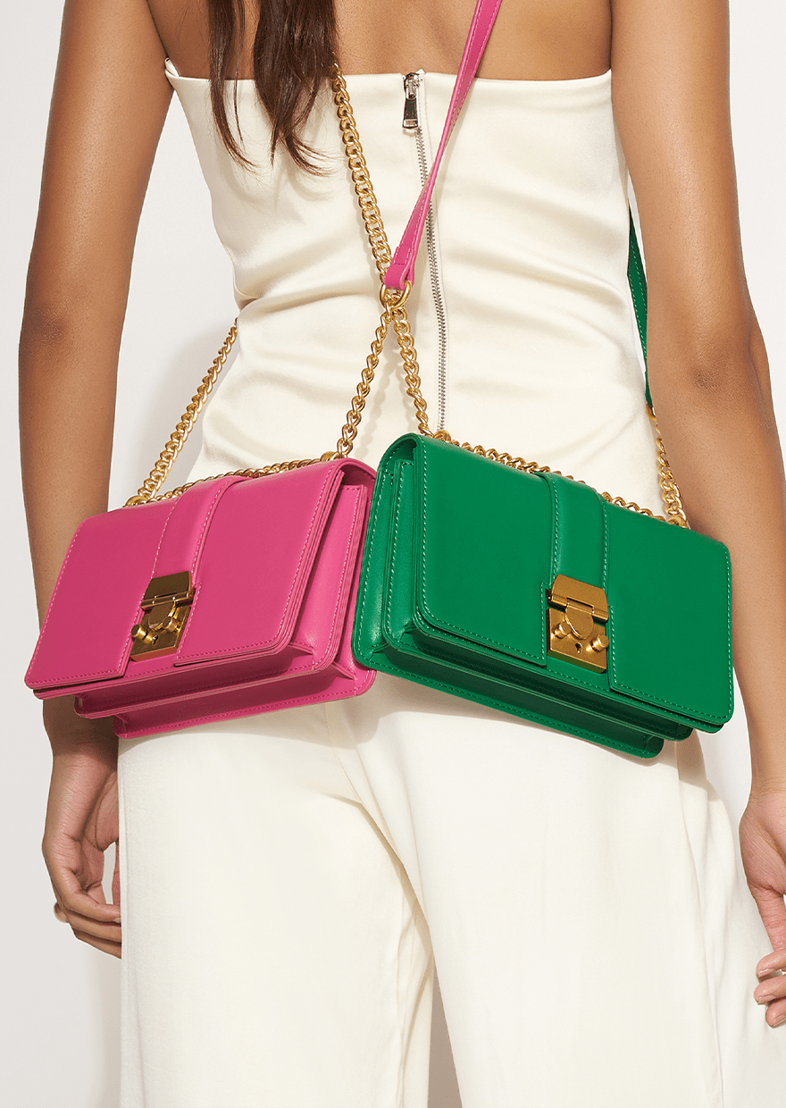 Trendy Handbags For Your Next Getaway - MIRAGGIO