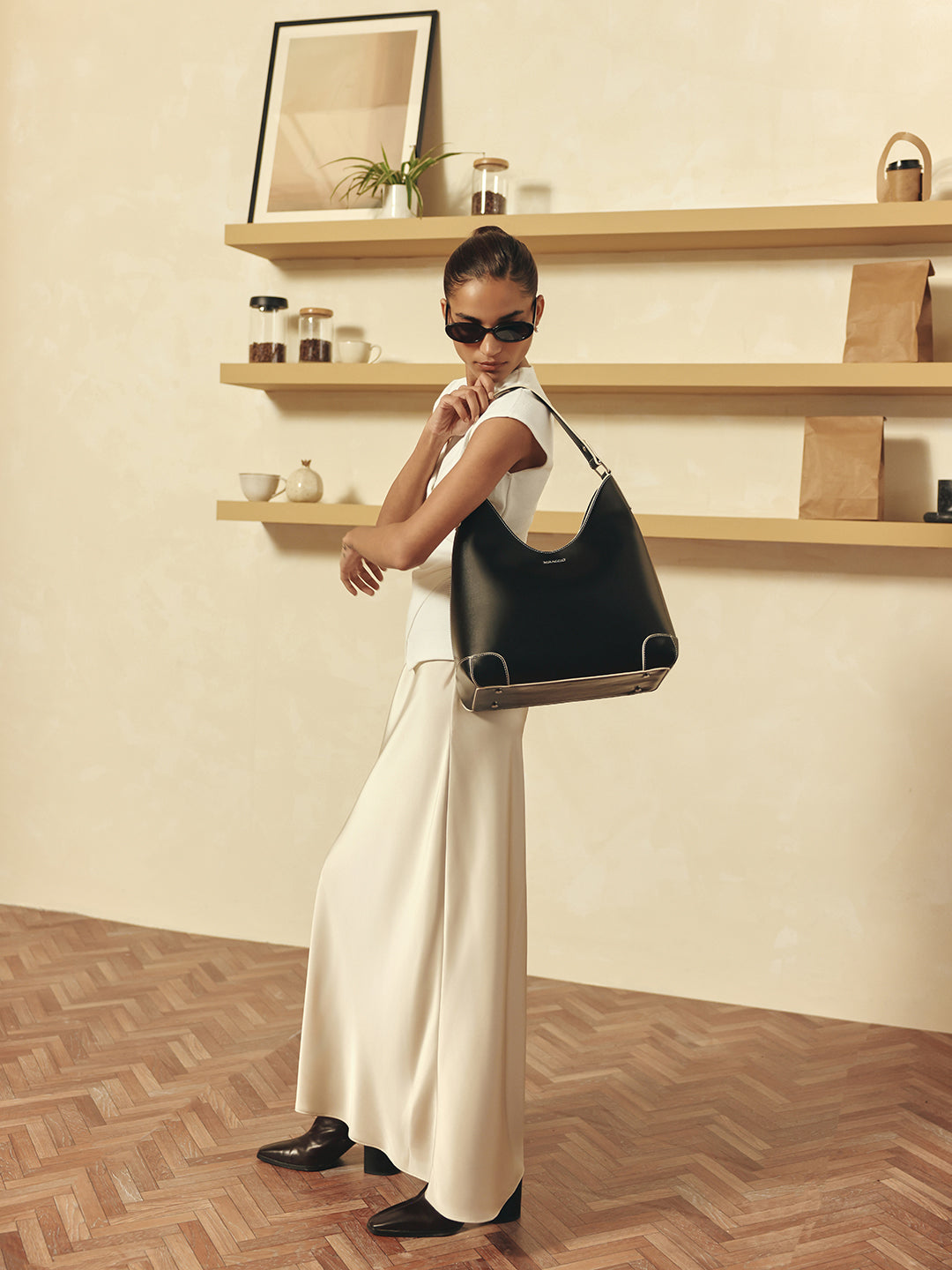 Gloria Hobo Bag