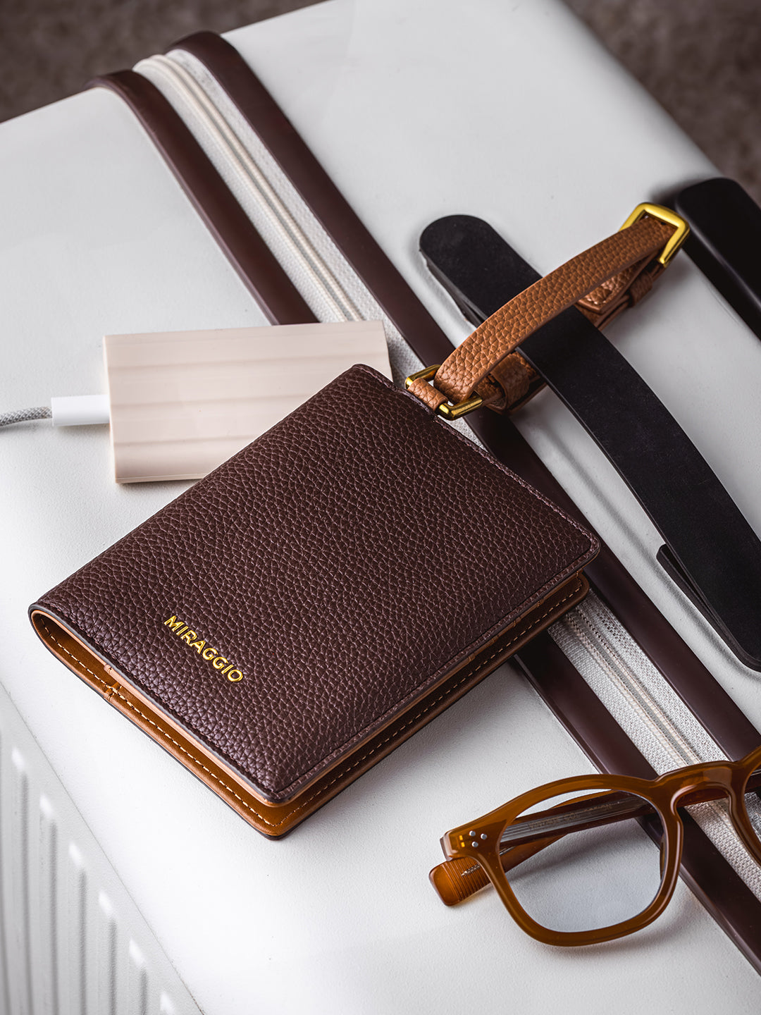 Atlas Passport Cover